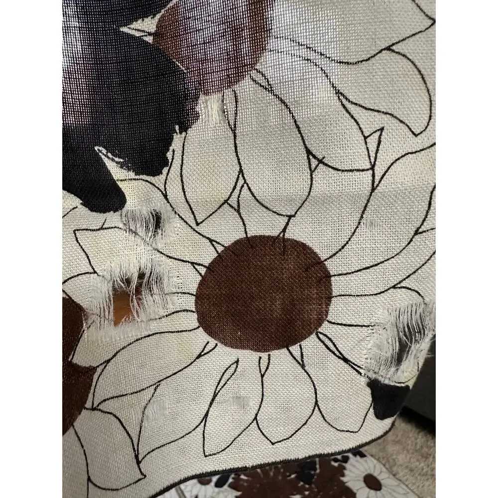 Vera Newman Napkins Set of 11 Floral daisies 16” Cotton brown white Mcm retro